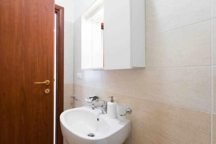 Mediterranean House Nettuno Apartment Exterior photo